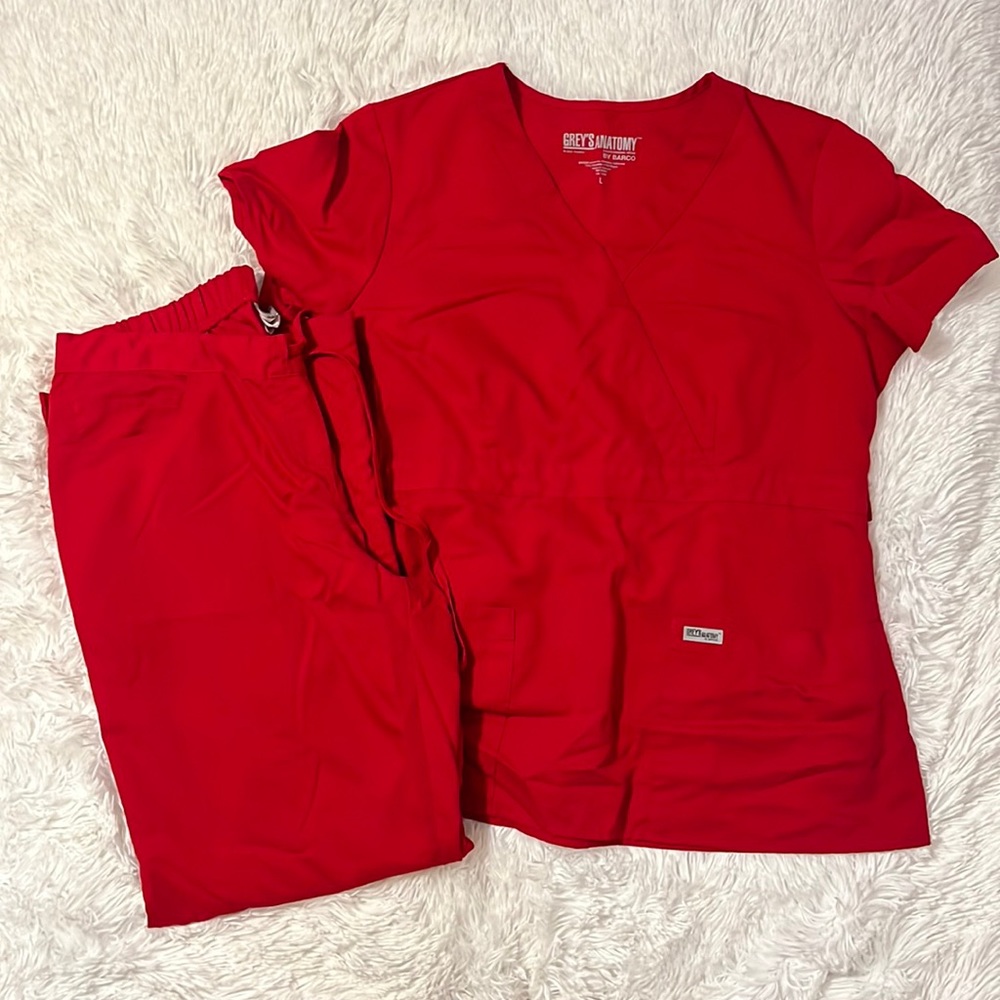 RED GREYS ANATOMY SCRUB SET